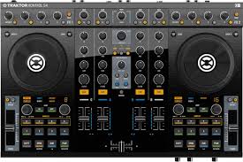 Traktor Kontrol S4