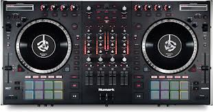 The beautiful Numark NS7ii controller A beautiful Numark controller